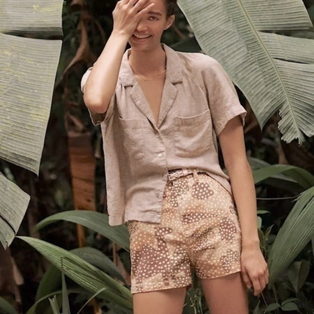 Madewell camp shorts in zoo camouflage